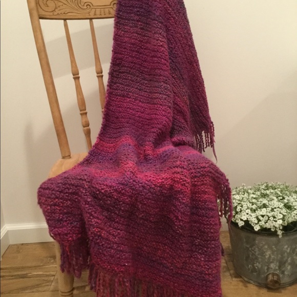 Ombré Handmade Shoulder Throw - Picture 5 of 5